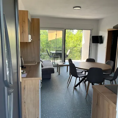 Apartma Lavanda 4 * Dobrinj
